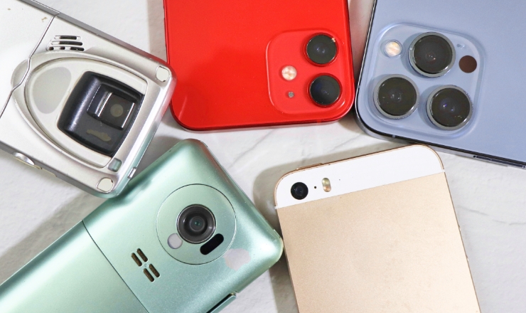 古い機種から最新モデルまで携帯カメラのバリエーション